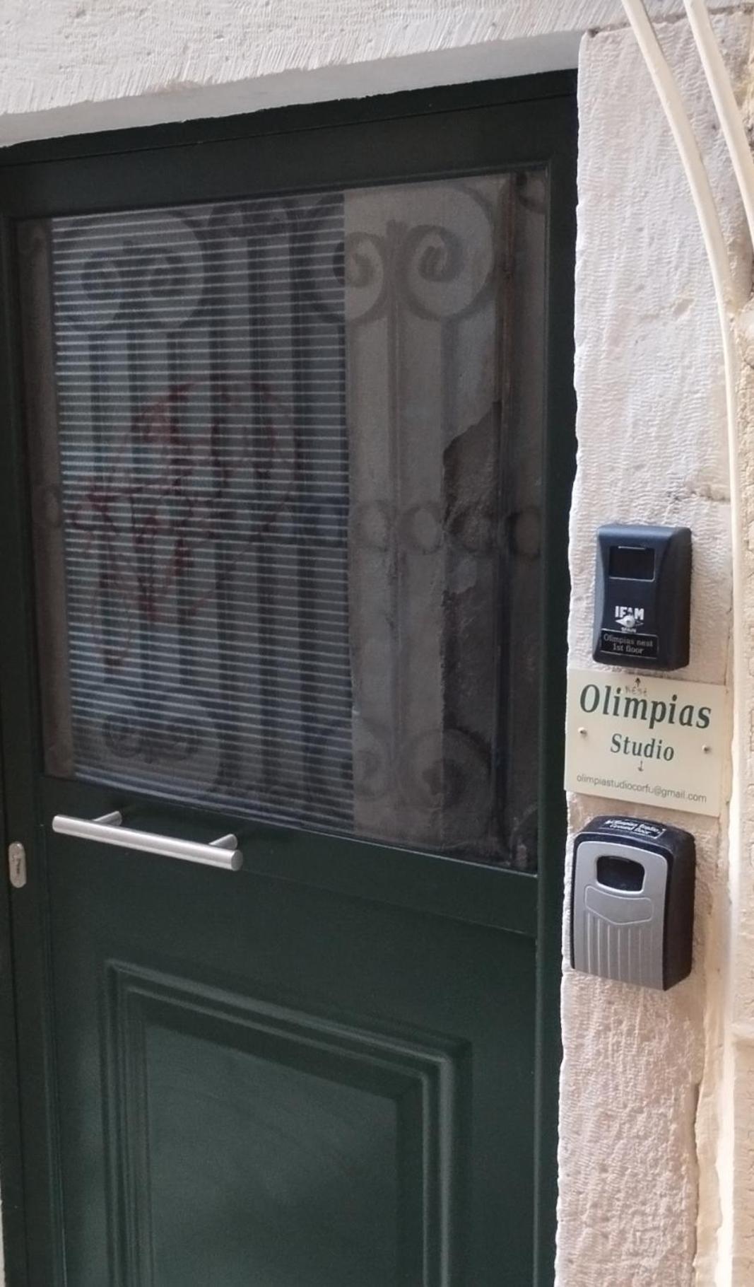 Olimpias Studio Corfu  Luaran gambar