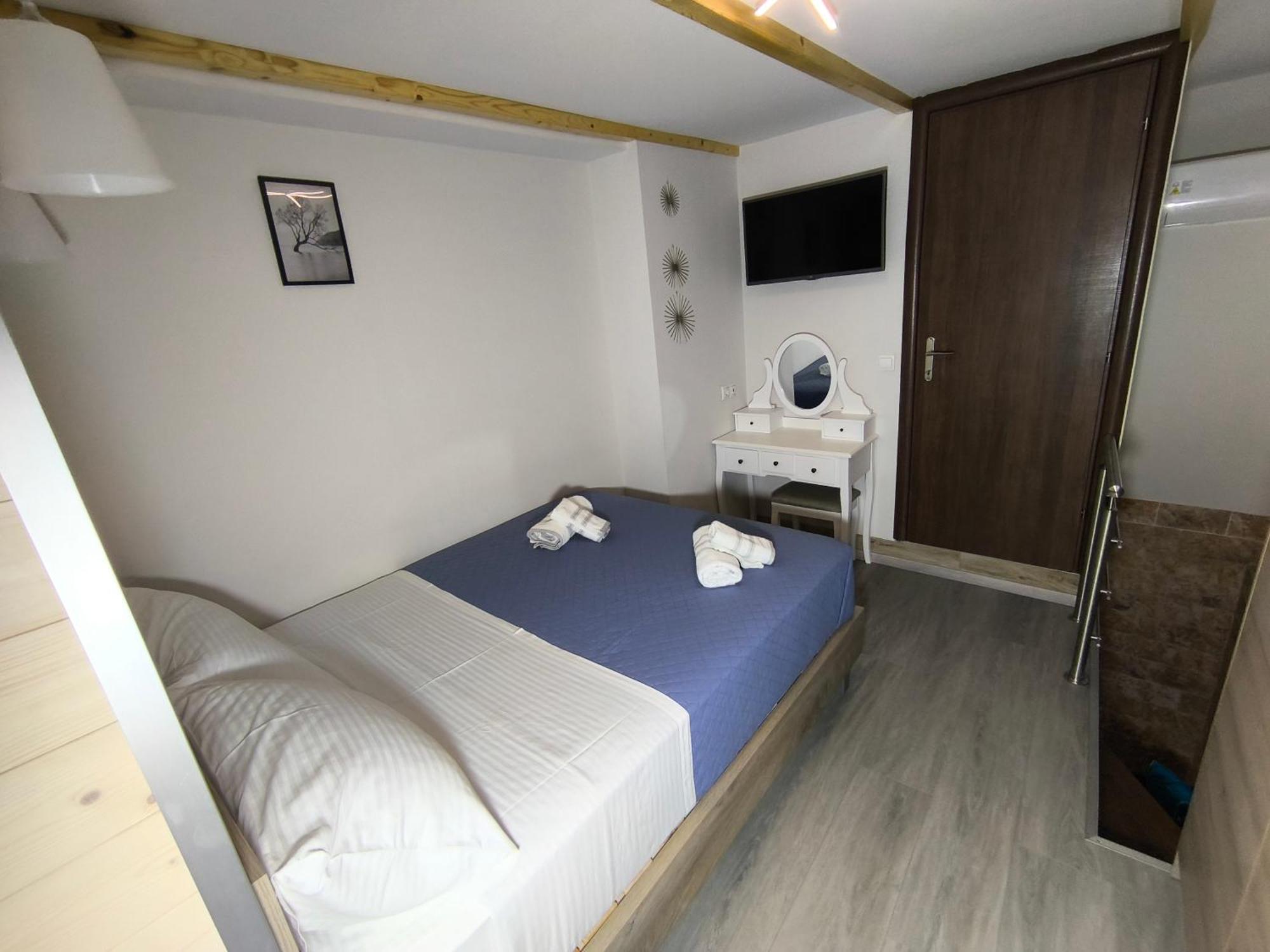 Olimpias Studio Corfu  Luaran gambar
