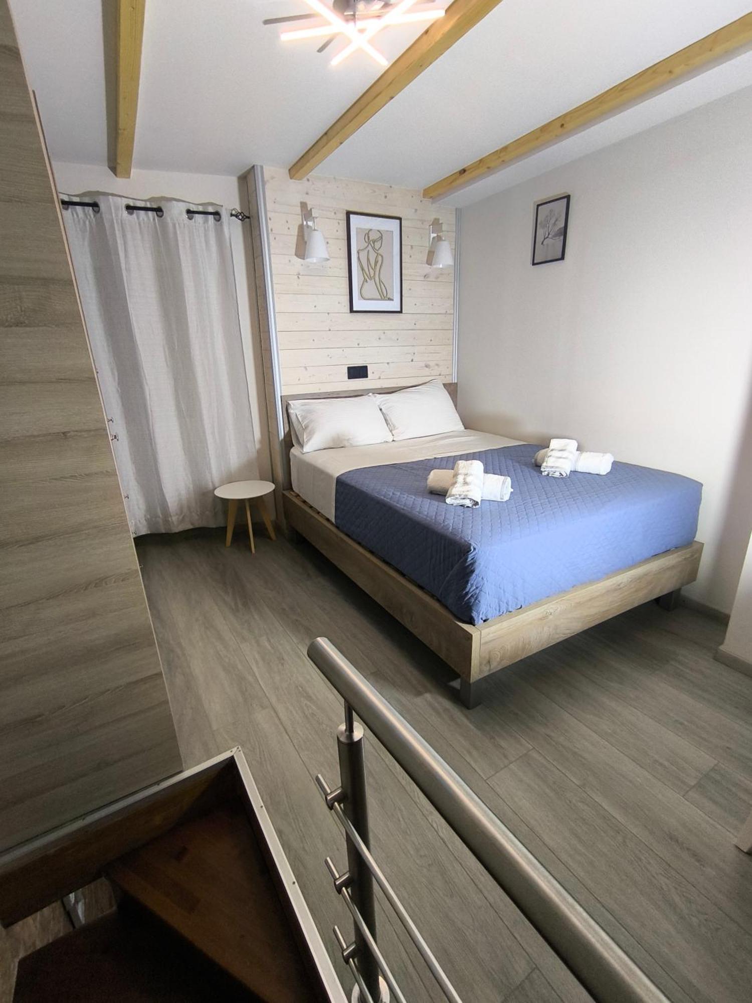 Olimpias Studio Corfu  Luaran gambar